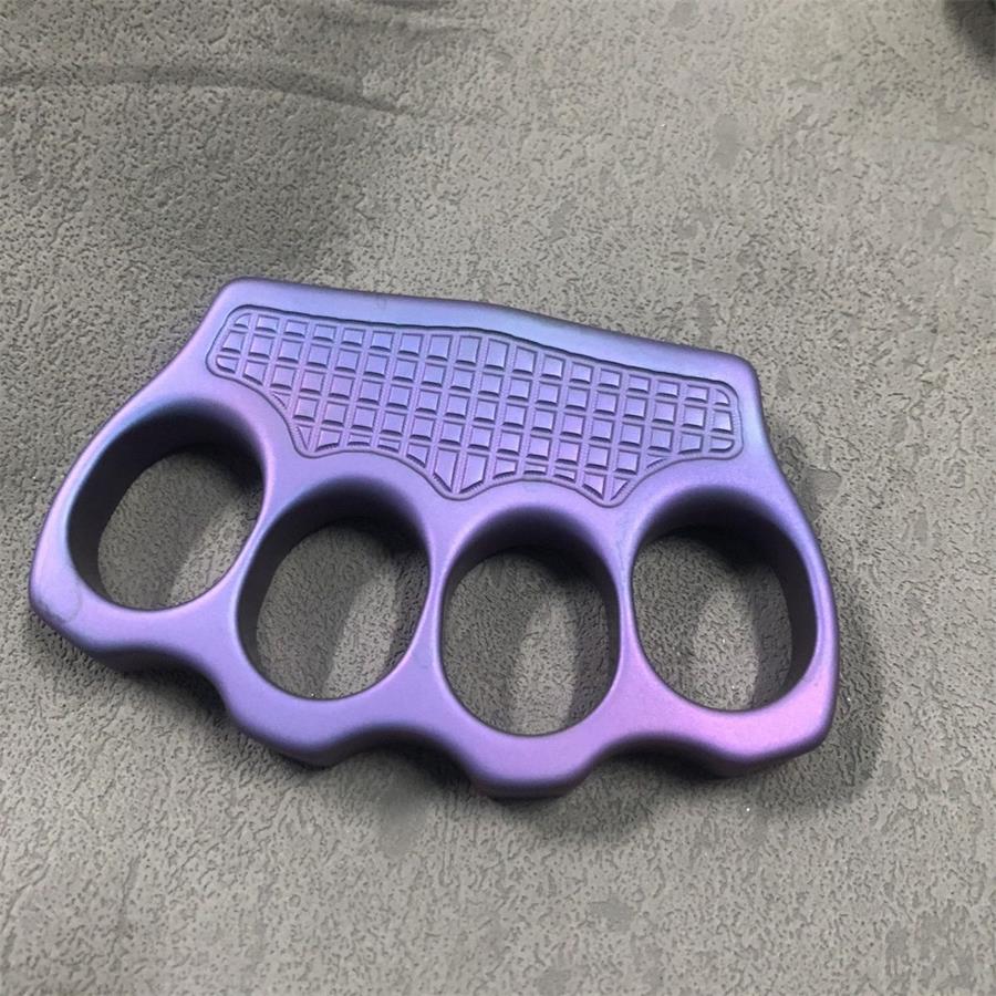 Titanium Knuckle Duster