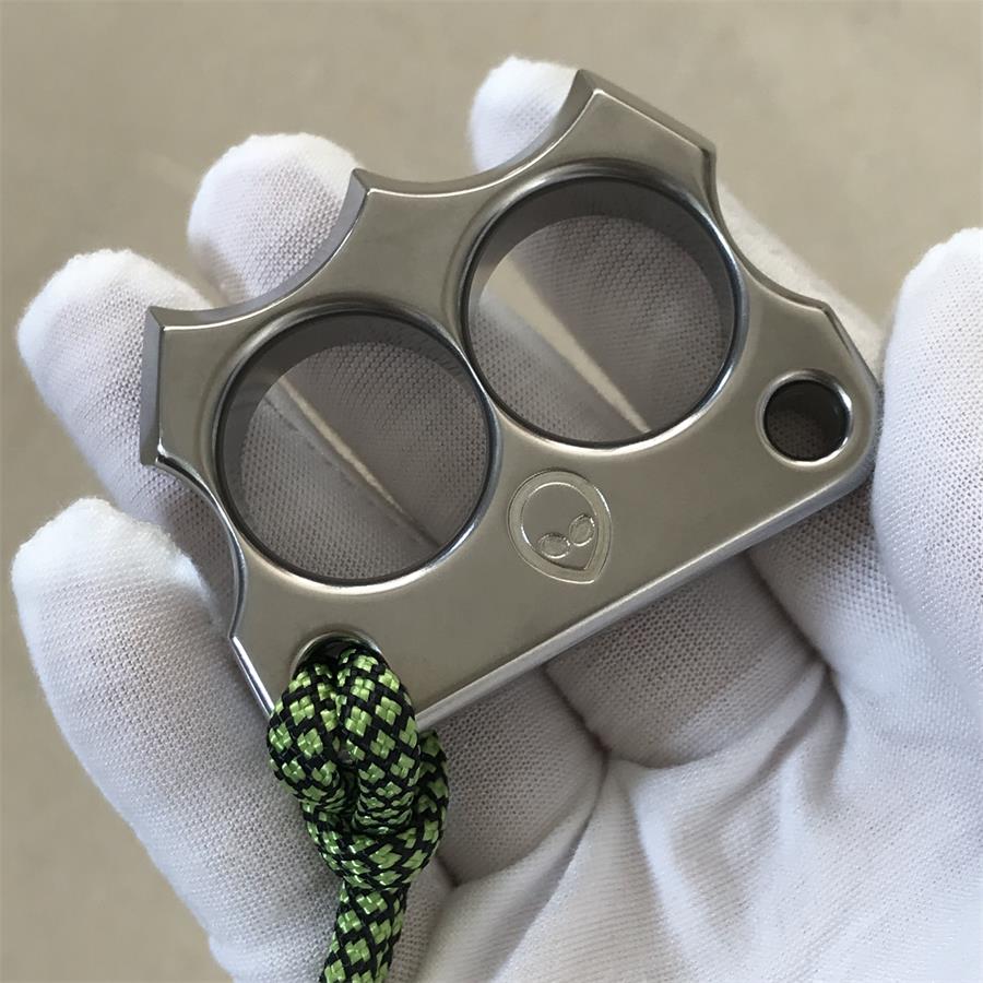 Two Finger Knuckle